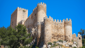 Castillo Almansa, agencia cuatro calles, viajes, experiencias turísticas, paradores de turismo, albacete